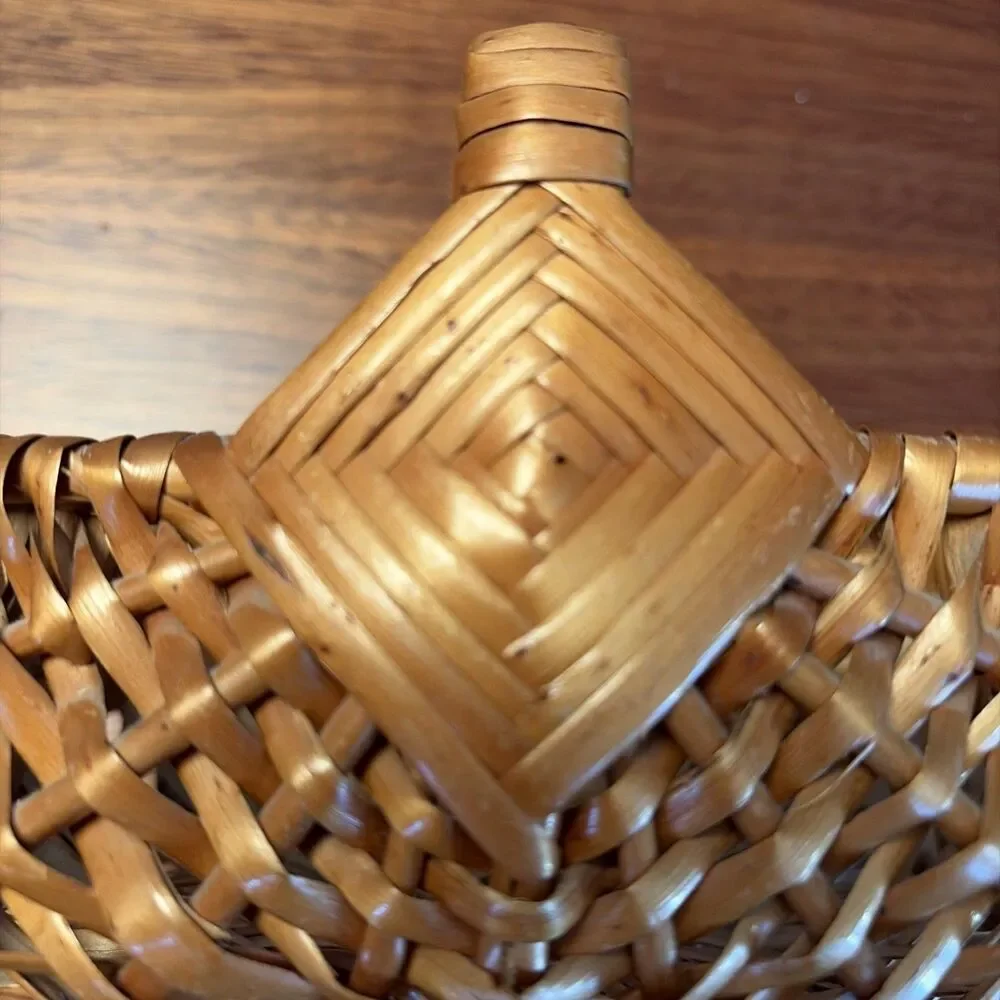 Vintage Butt Basket Gods Eye Hand Woven Primitive Egg Gathering 5 1/2